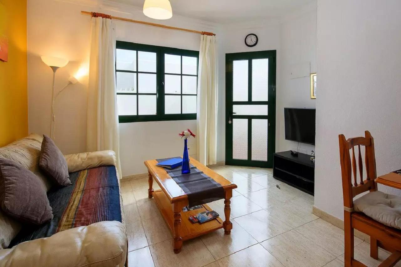 Shalom Apartment Плая Бланка Екстериор снимка